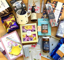 Load image into Gallery viewer, Posh Curated Gift Box